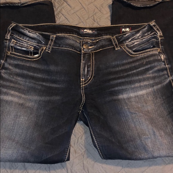 Silver Jeans - Picture 2 of 4